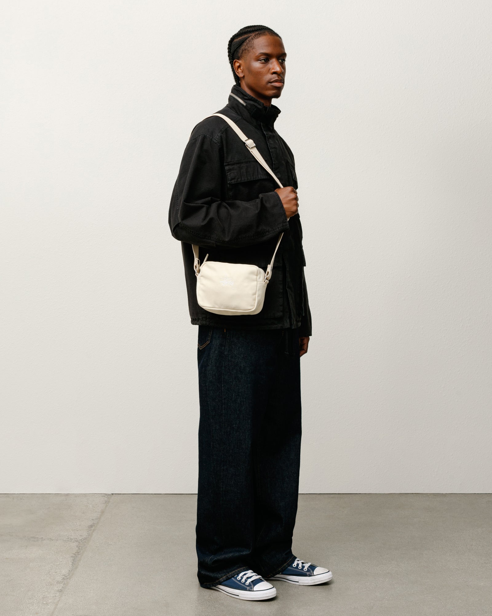 CANVAS POUCH