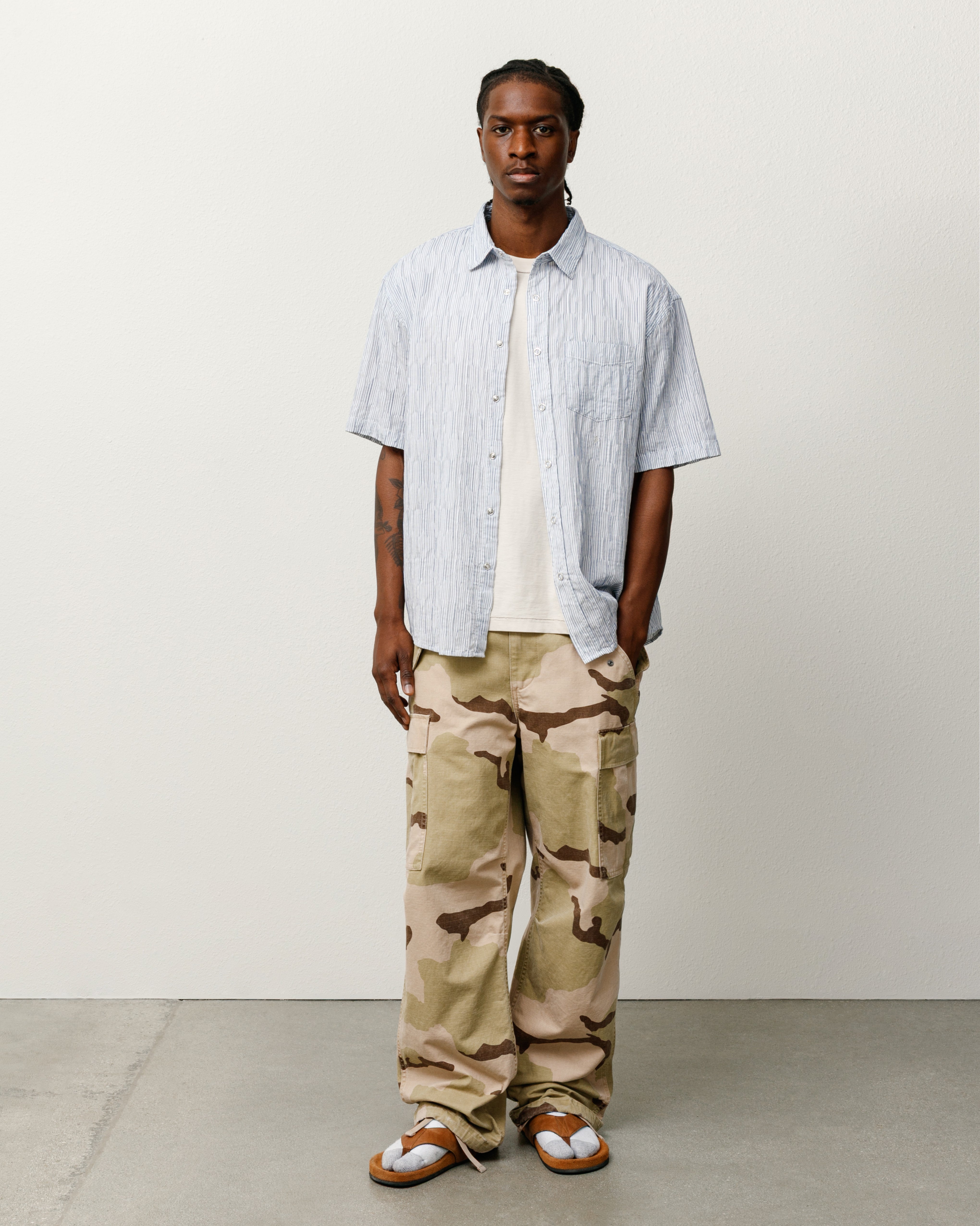 WAVY STRIPED SHORT SLEEVE SHIRT